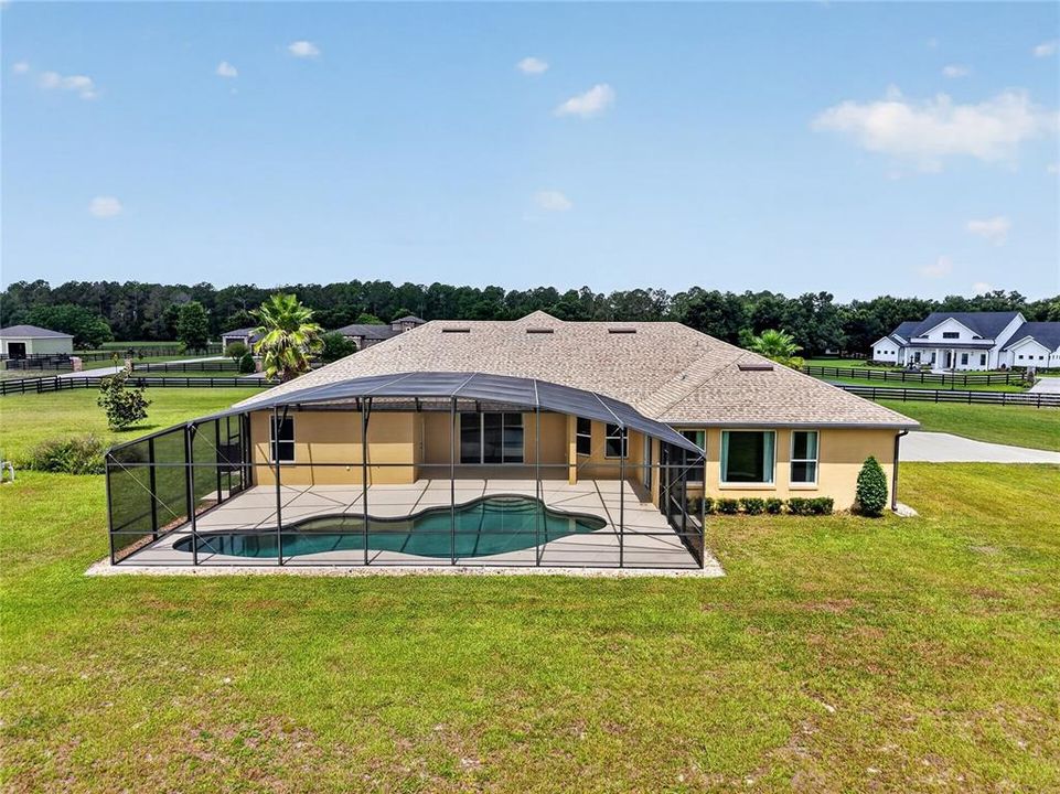 Active With Contract: $885,000 (4 beds, 3 baths, 2412 Square Feet)