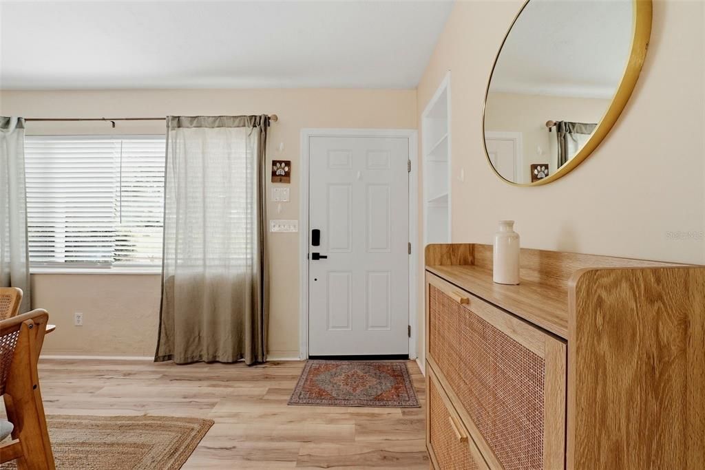 En Venta: $435,000 (3 camas, 2 baños, 1352 Pies cuadrados)