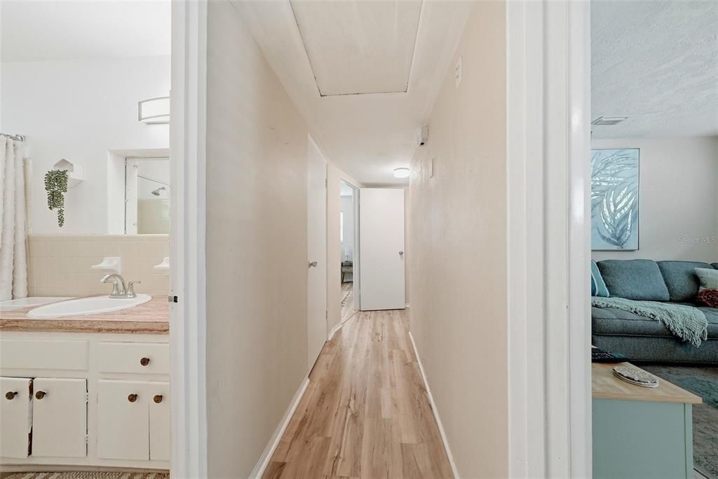 En Venta: $435,000 (3 camas, 2 baños, 1352 Pies cuadrados)