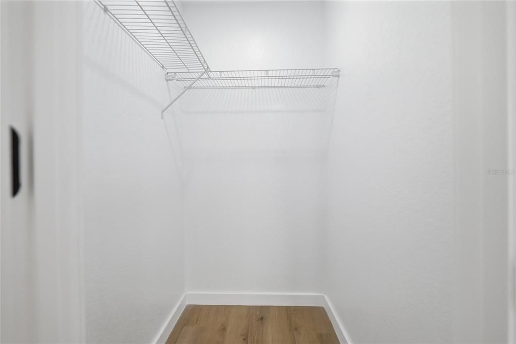 На продажу: $375,000 (3 спален, 2 ванн, 1224 Квадратных фут)