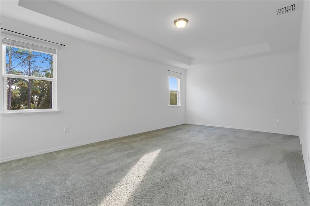 В аренду: $2,445 (3 спален, 2 ванн, 2303 Квадратных фут)
