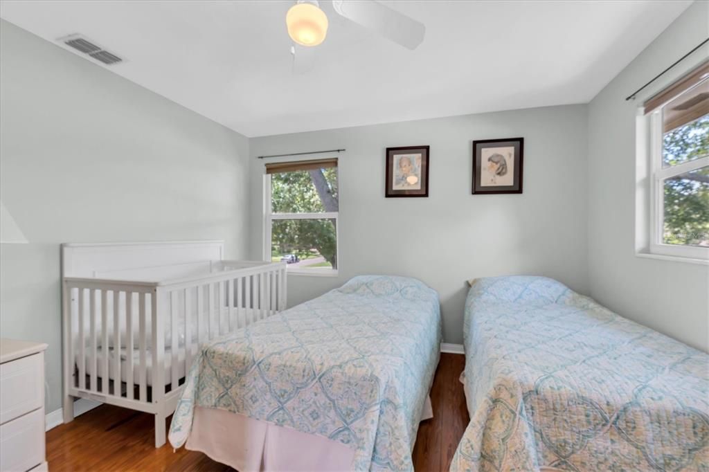 For Sale: $685,000 (5 beds, 3 baths, 2151 Square Feet)