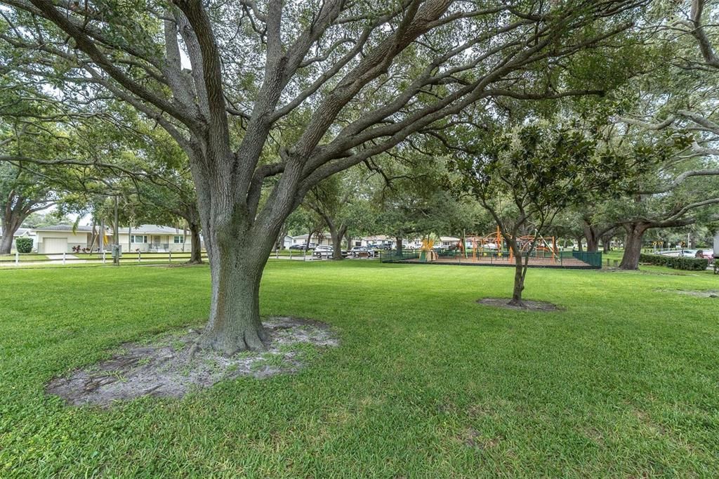 For Sale: $685,000 (5 beds, 3 baths, 2151 Square Feet)