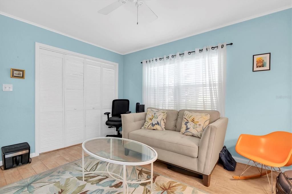 For Sale: $685,000 (5 beds, 3 baths, 2151 Square Feet)