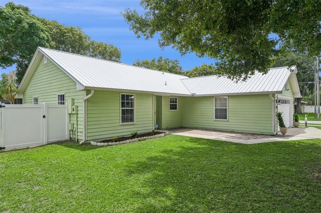 En Venta: $340,000 (3 camas, 2 baños, 1260 Pies cuadrados)