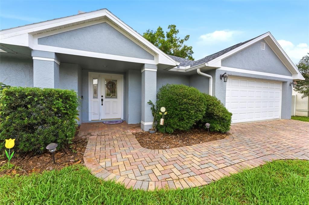 For Sale: $515,000 (3 beds, 2 baths, 2056 Square Feet)