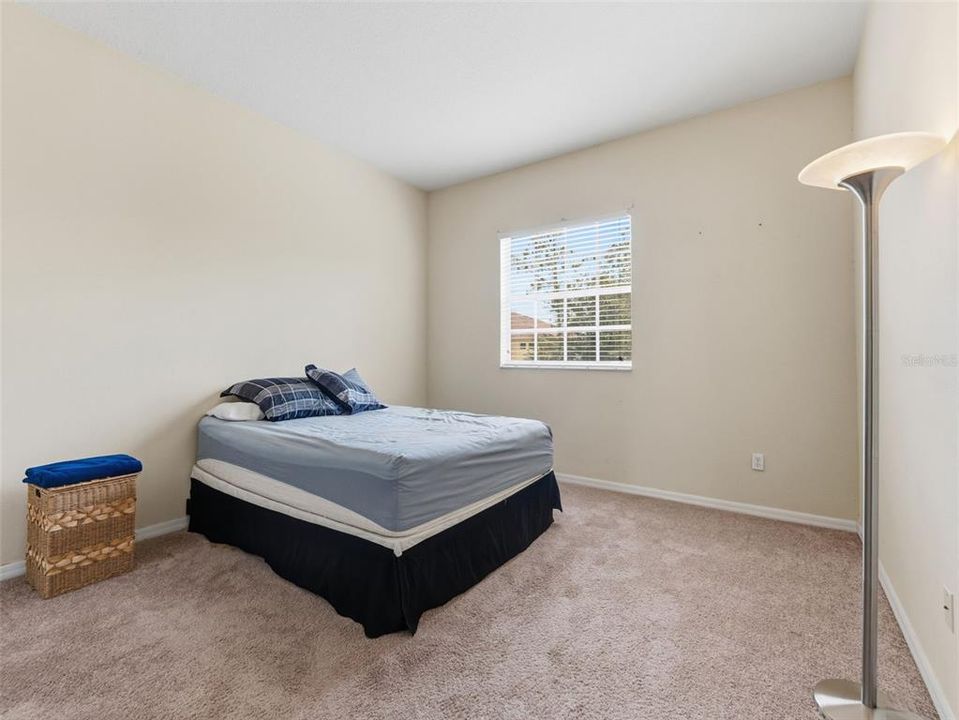 Active With Contract: $304,999 (3 beds, 2 baths, 1850 Square Feet)
