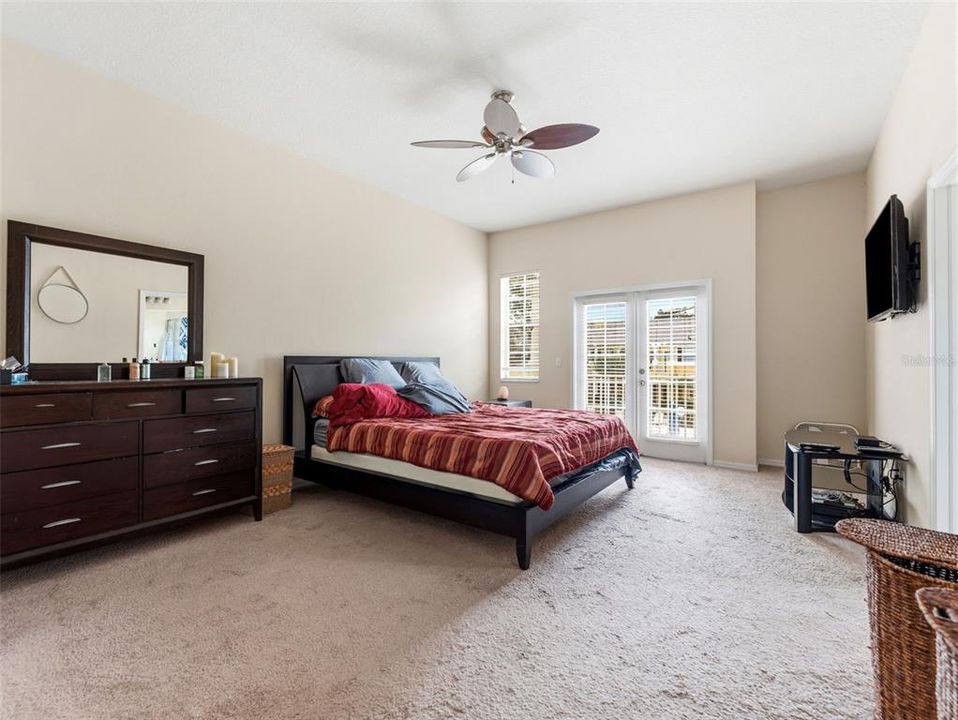 Active With Contract: $304,999 (3 beds, 2 baths, 1850 Square Feet)