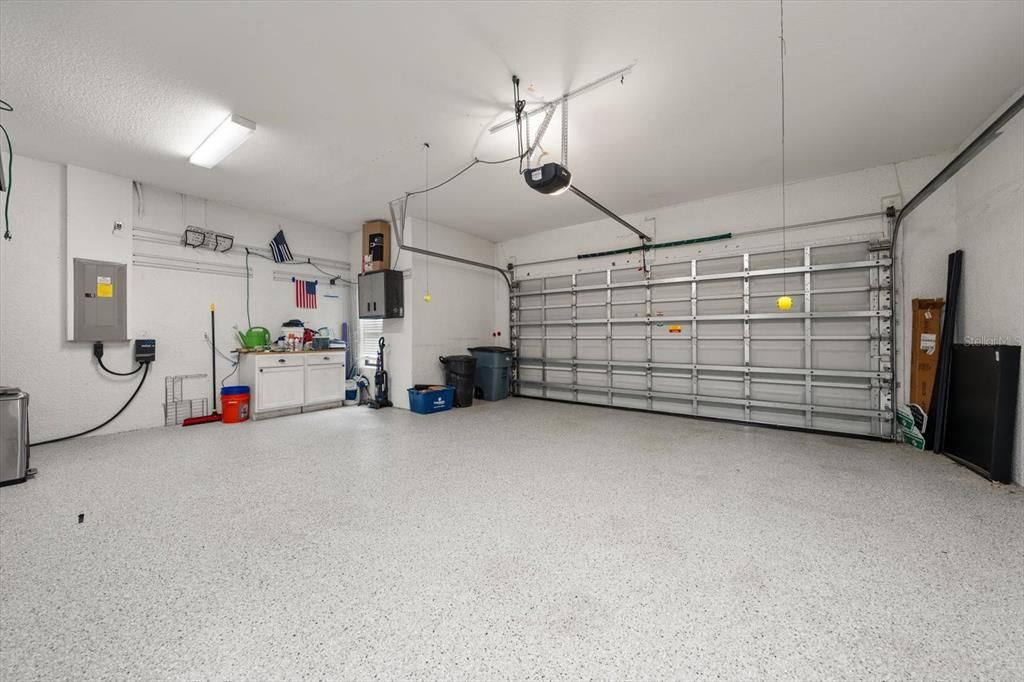 En Venta: $525,000 (3 camas, 2 baños, 2250 Pies cuadrados)