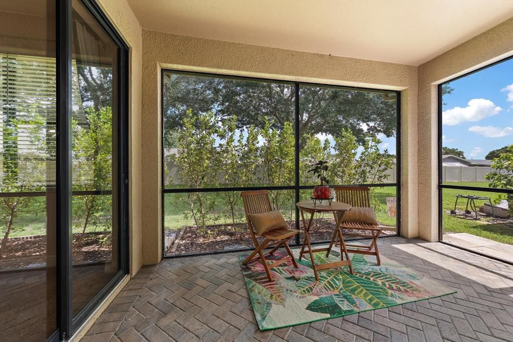 En Venta: $525,000 (3 camas, 2 baños, 2250 Pies cuadrados)