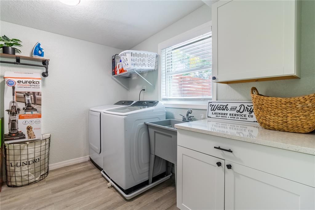 Active With Contract: $399,000 (4 beds, 2 baths, 1600 Square Feet)
