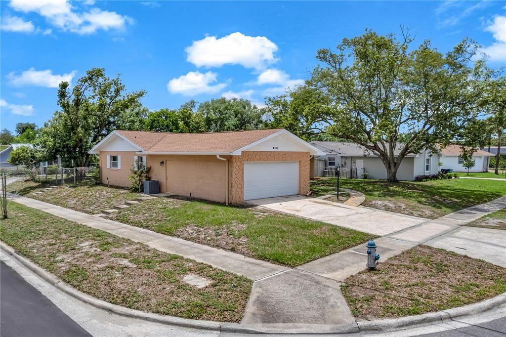 For Sale: $470,000 (3 beds, 2 baths, 1545 Square Feet)
