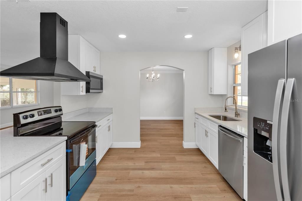 For Sale: $470,000 (3 beds, 2 baths, 1545 Square Feet)
