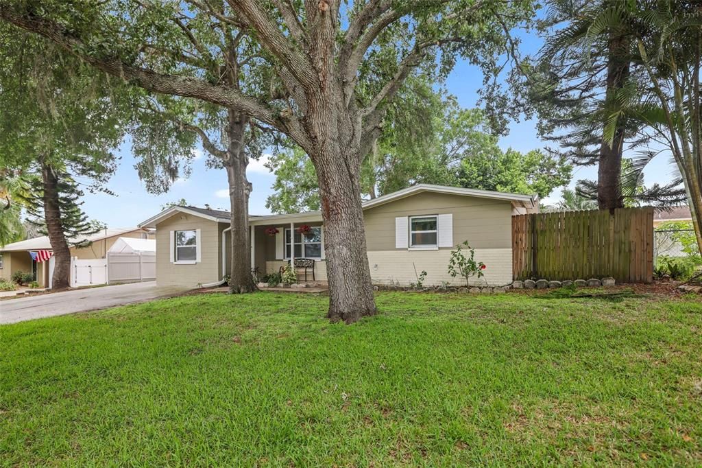 For Sale: $368,000 (3 beds, 2 baths, 1680 Square Feet)