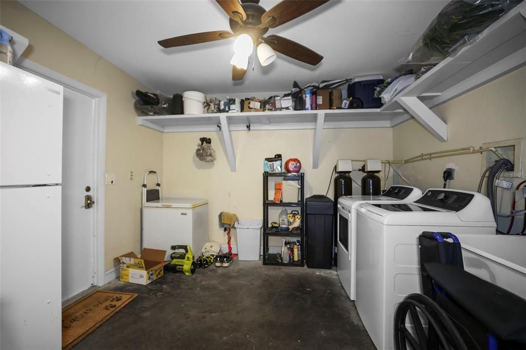 For Sale: $368,000 (3 beds, 2 baths, 1680 Square Feet)