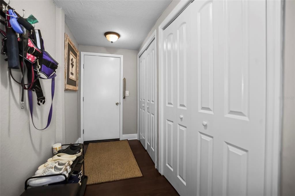 For Sale: $368,000 (3 beds, 2 baths, 1680 Square Feet)