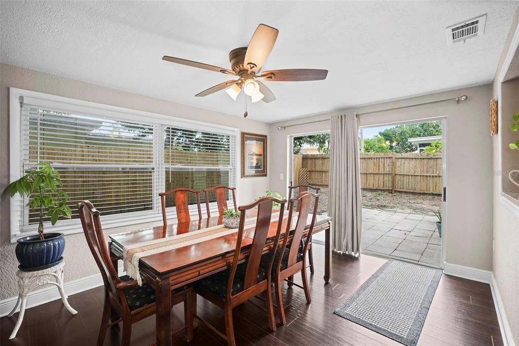 For Sale: $368,000 (3 beds, 2 baths, 1680 Square Feet)