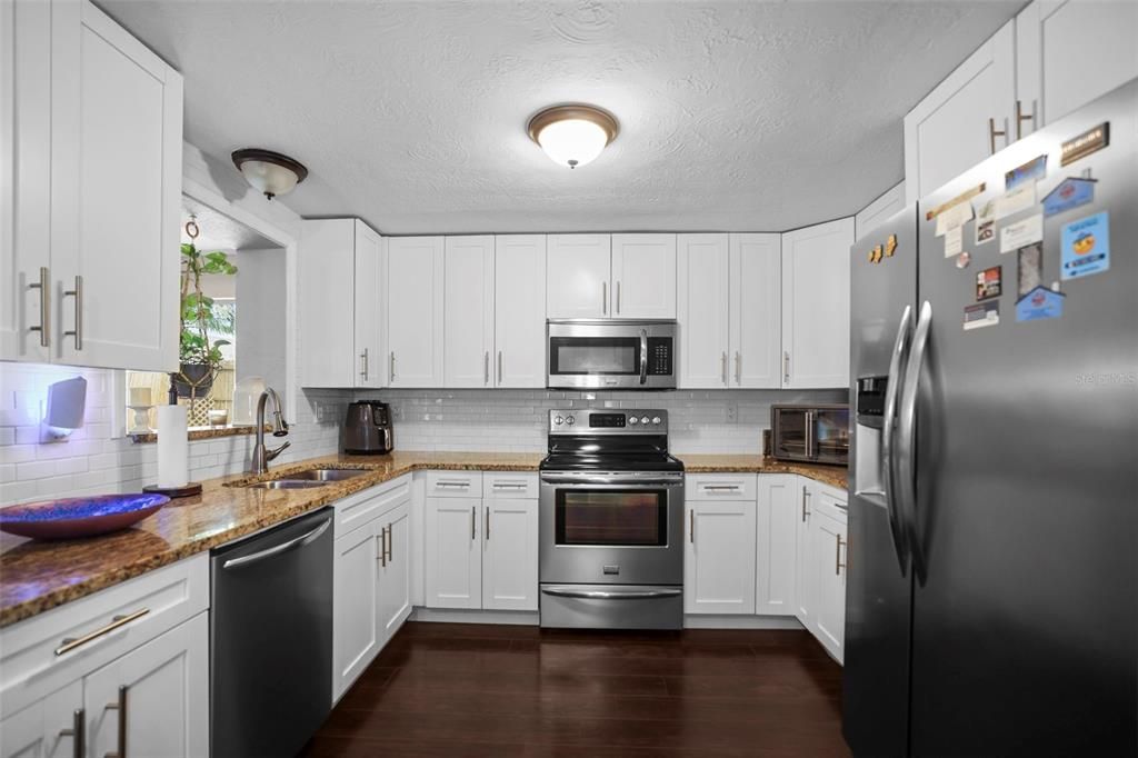 For Sale: $368,000 (3 beds, 2 baths, 1680 Square Feet)