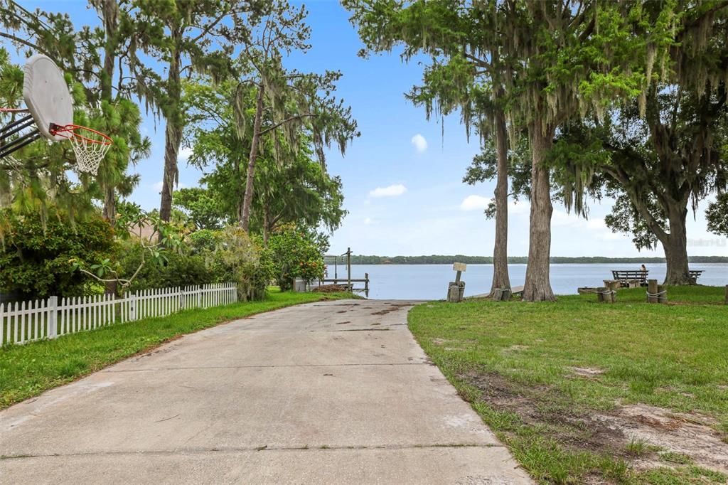 For Sale: $368,000 (3 beds, 2 baths, 1680 Square Feet)