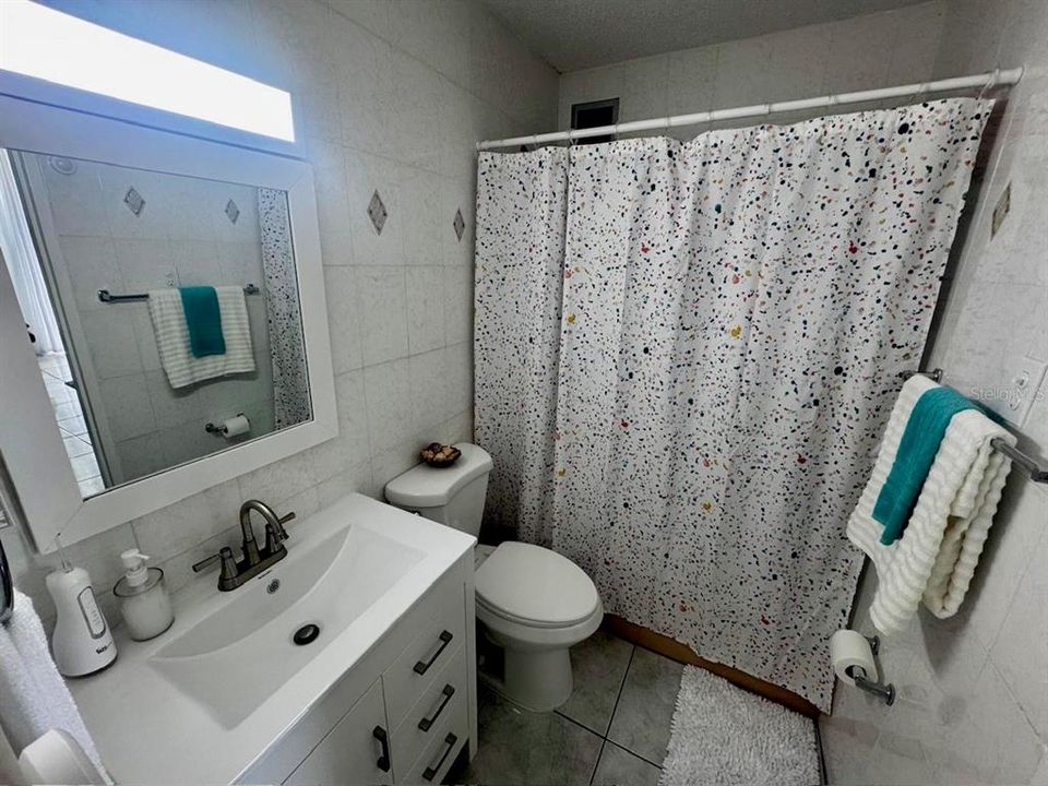 For Sale: $247,500 (1 beds, 1 baths, 623 Square Feet)