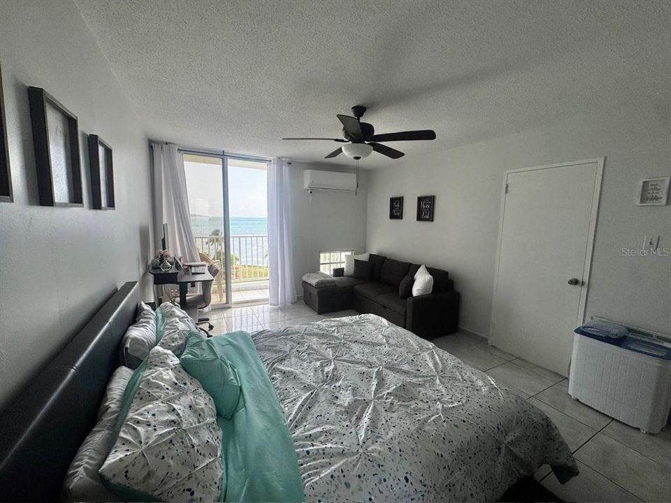 For Sale: $247,500 (1 beds, 1 baths, 623 Square Feet)