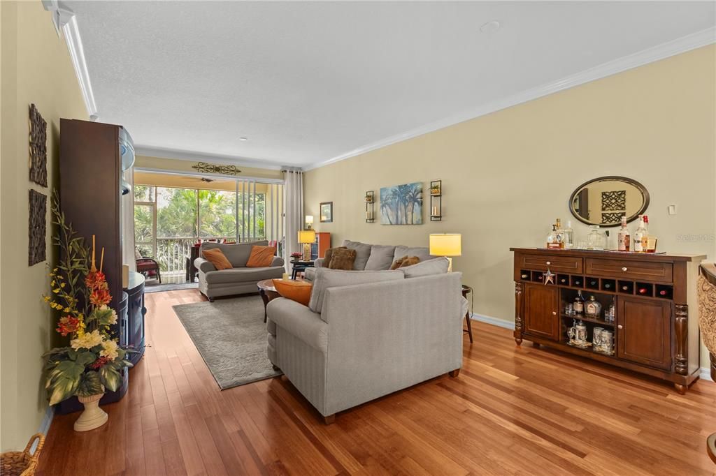 For Sale: $310,000 (2 beds, 2 baths, 1652 Square Feet)