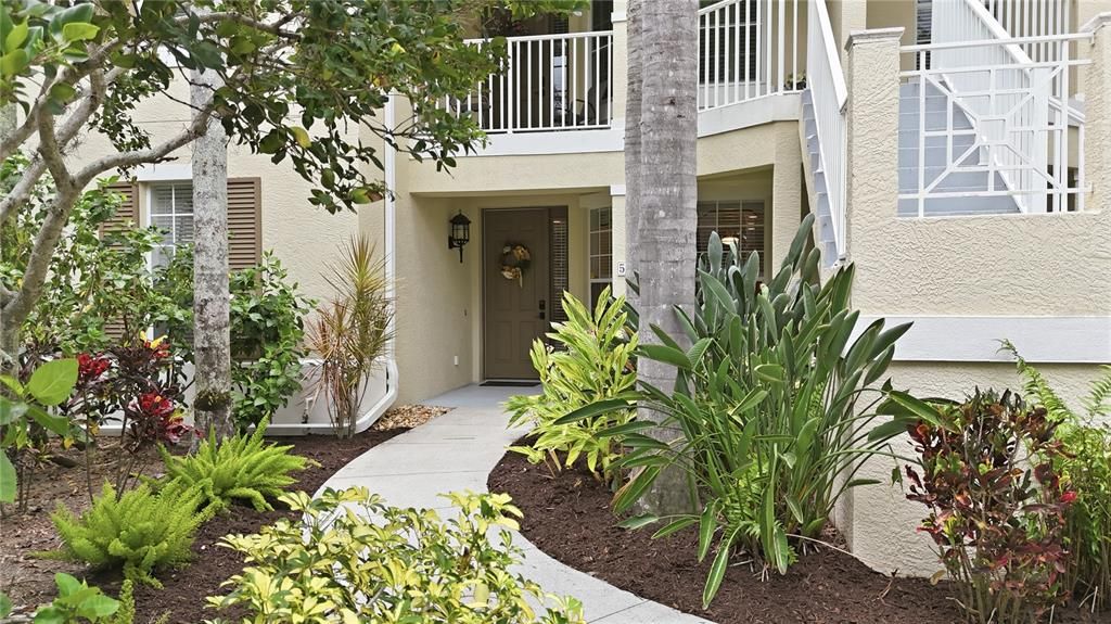 For Sale: $310,000 (2 beds, 2 baths, 1652 Square Feet)