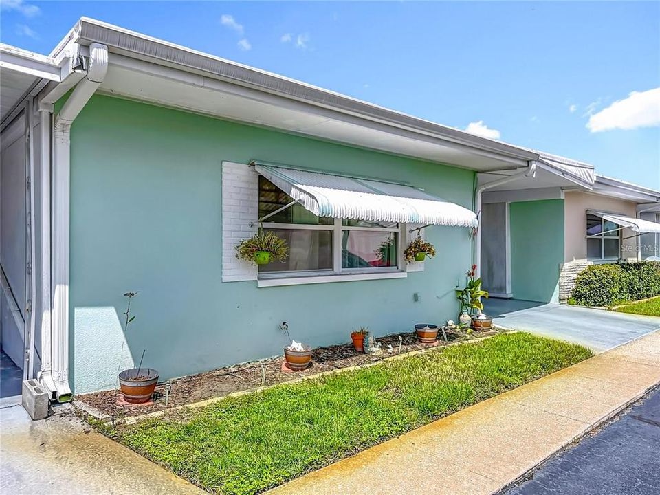 For Rent: $1,395 (2 beds, 1 baths, 764 Square Feet)