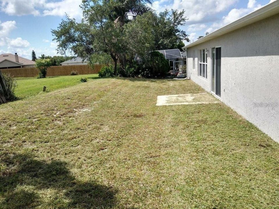 For Rent: $1,950 (3 beds, 2 baths, 1596 Square Feet)