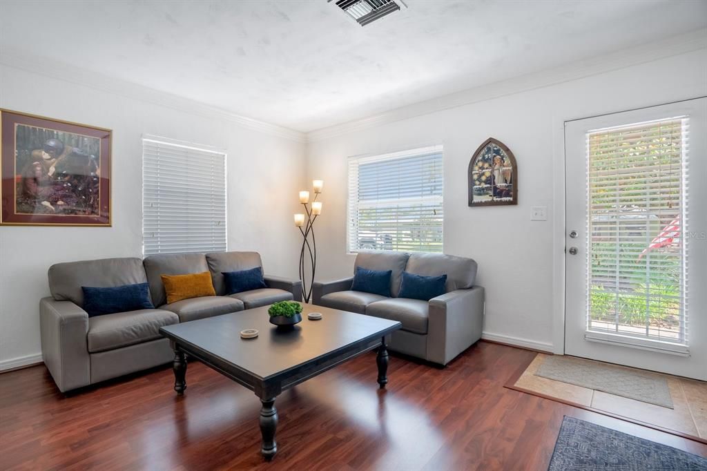 For Sale: $520,000 (4 beds, 2 baths, 2100 Square Feet)