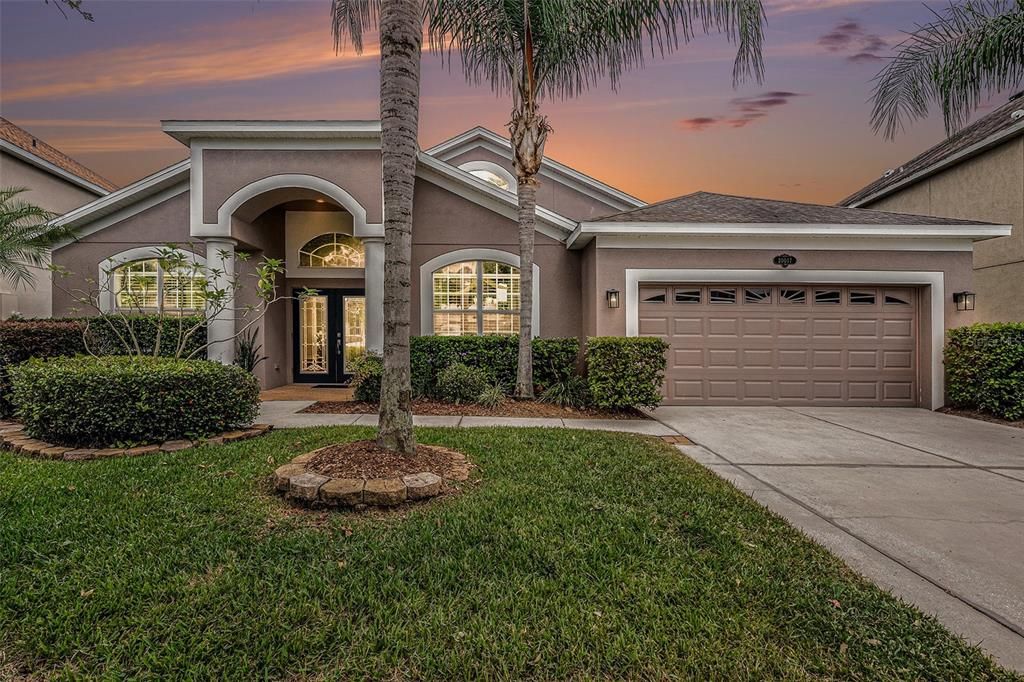 For Sale: $525,000 (4 beds, 3 baths, 2626 Square Feet)