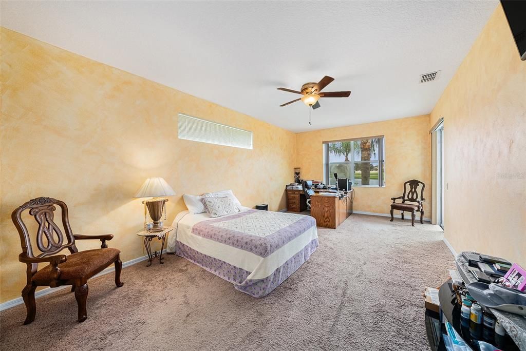 For Sale: $525,000 (4 beds, 3 baths, 2626 Square Feet)