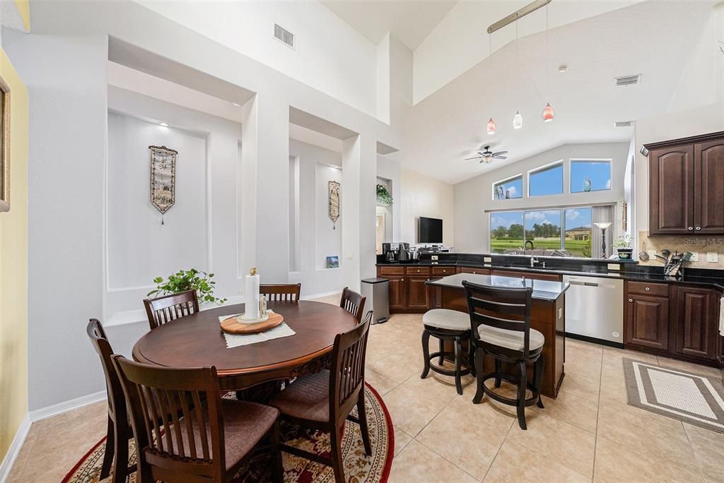 For Sale: $525,000 (4 beds, 3 baths, 2626 Square Feet)