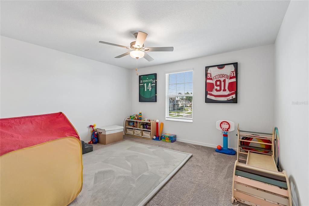For Sale: $465,000 (4 beds, 2 baths, 2584 Square Feet)