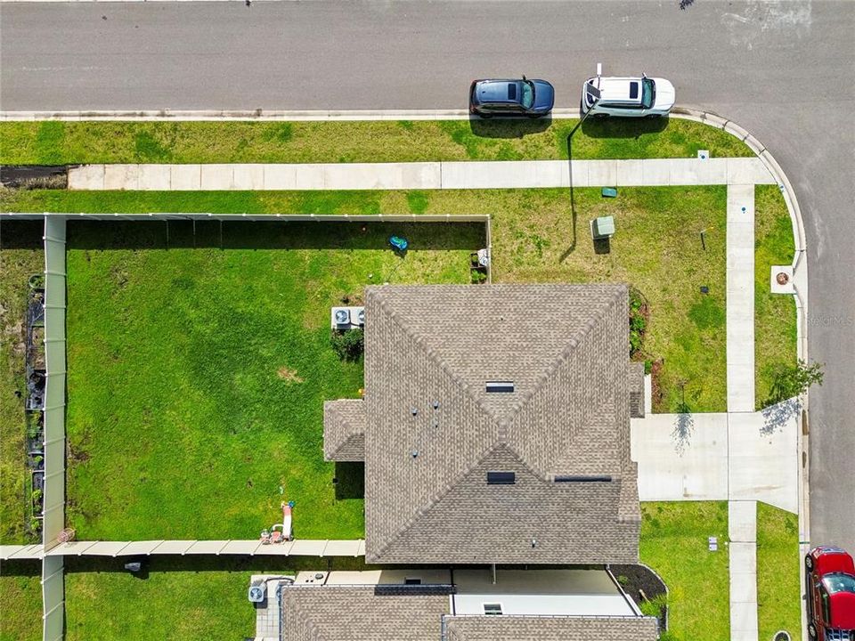 For Sale: $465,000 (4 beds, 2 baths, 2584 Square Feet)