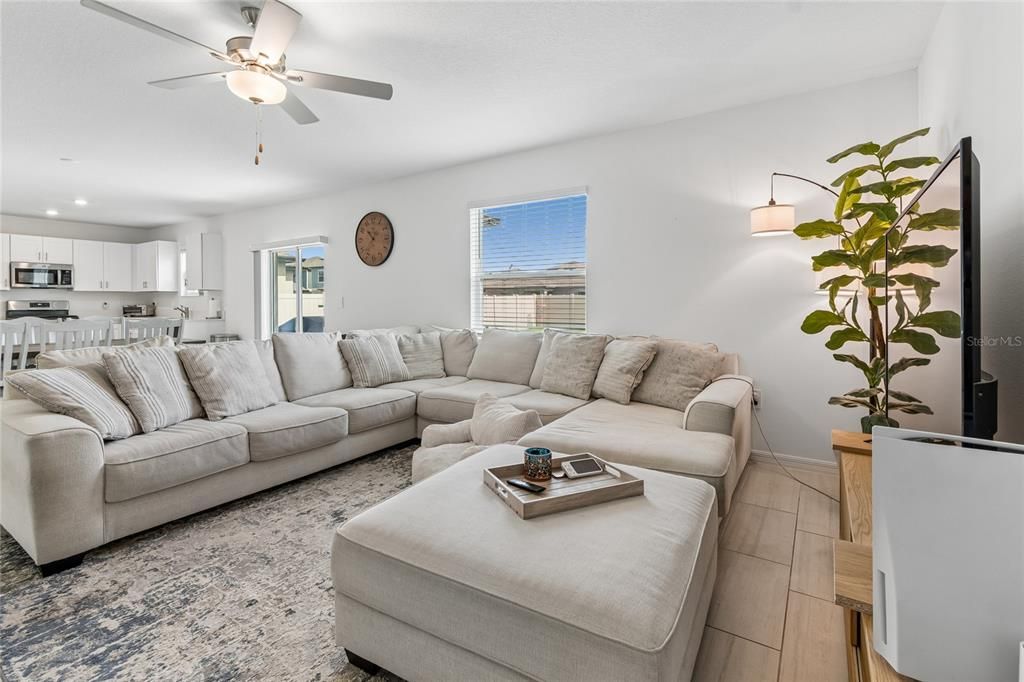 For Sale: $465,000 (4 beds, 2 baths, 2584 Square Feet)