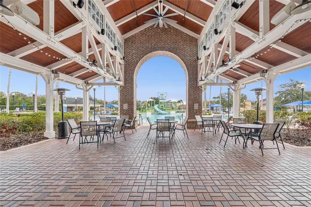 For Sale: $465,000 (4 beds, 2 baths, 2584 Square Feet)
