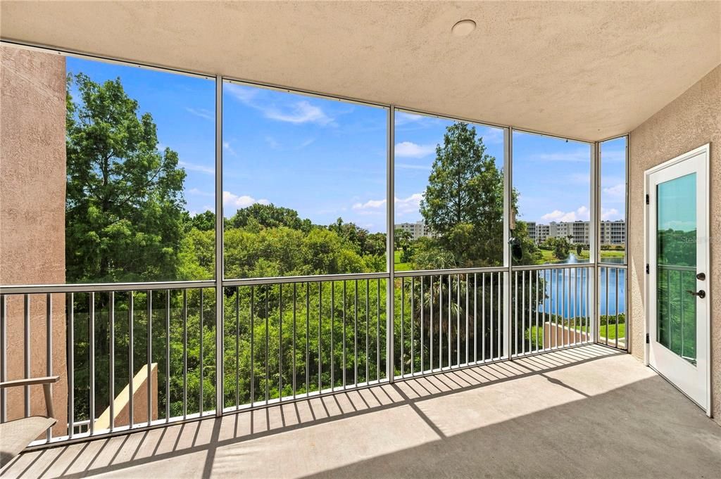 For Sale: $324,990 (2 beds, 2 baths, 1324 Square Feet)