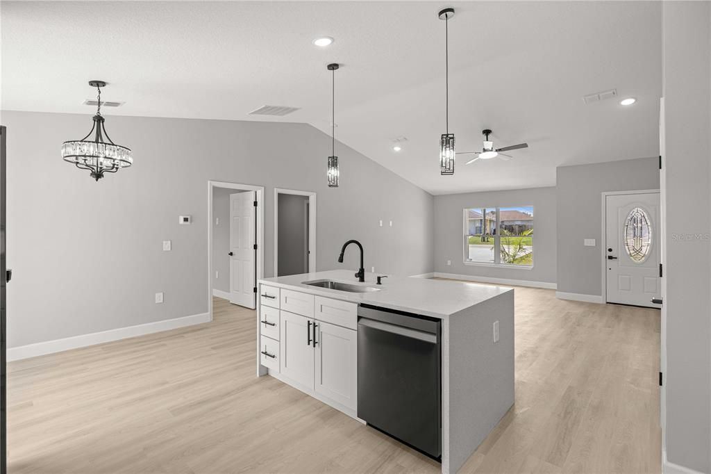 Active With Contract: $285,000 (3 beds, 2 baths, 1508 Square Feet)