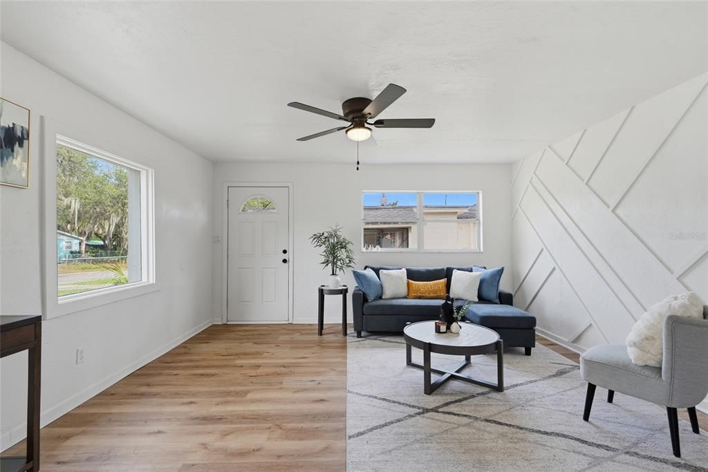 For Sale: $234,900 (3 beds, 2 baths, 1418 Square Feet)