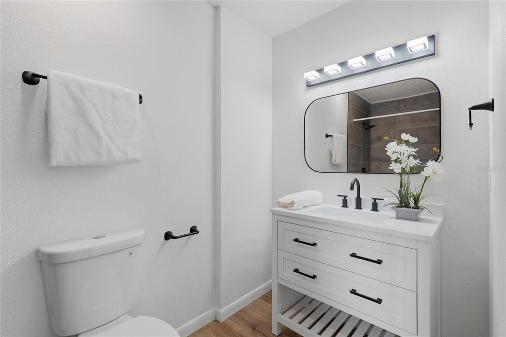 For Sale: $234,900 (3 beds, 2 baths, 1418 Square Feet)