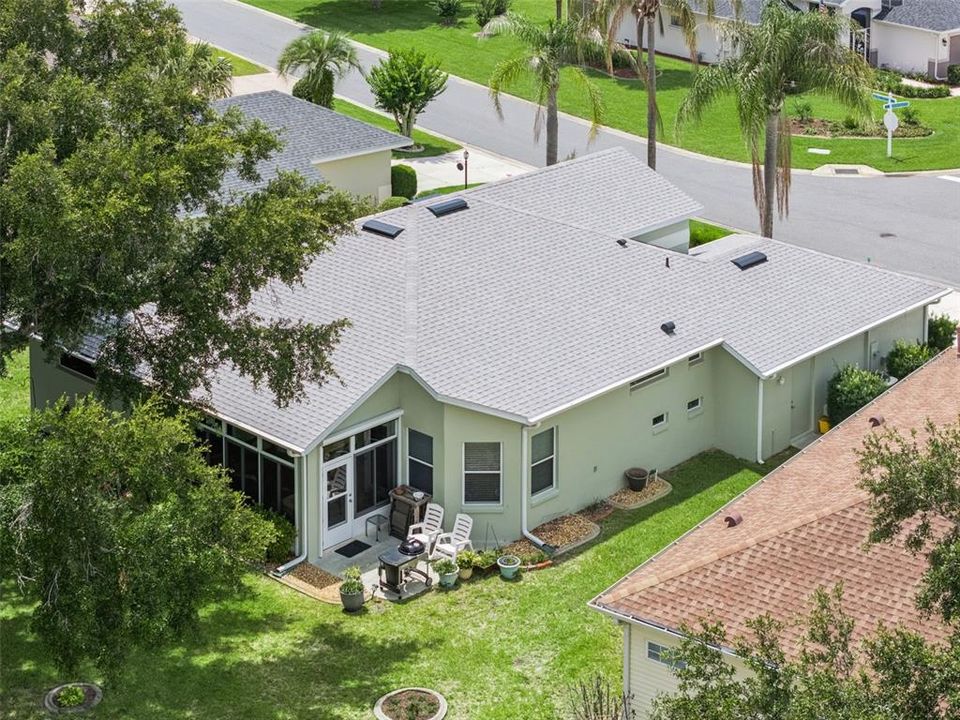 For Sale: $375,000 (3 beds, 2 baths, 1898 Square Feet)