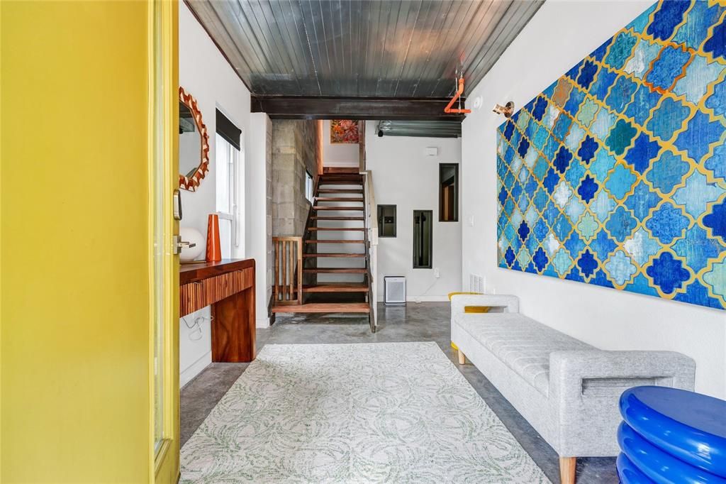 For Sale: $625,000 (3 beds, 3 baths, 2097 Square Feet)