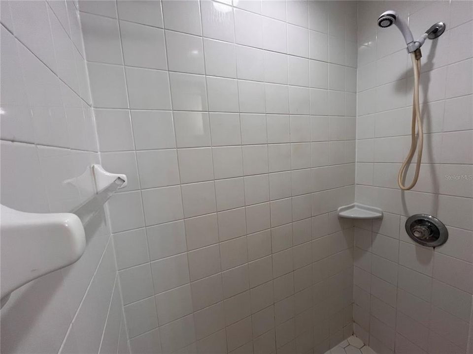 For Rent: $1,950 (3 beds, 2 baths, 1513 Square Feet)