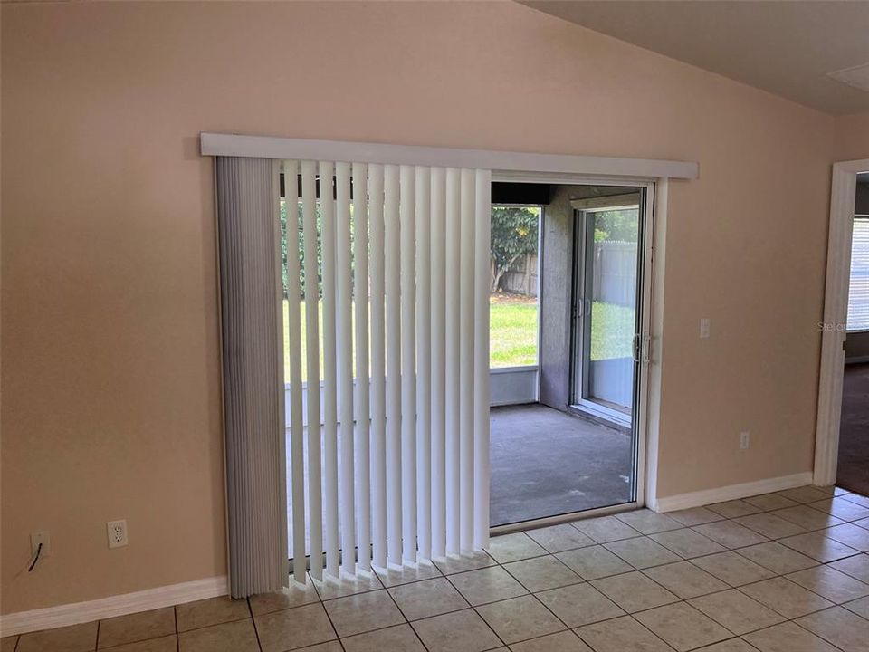 For Rent: $1,950 (3 beds, 2 baths, 1513 Square Feet)