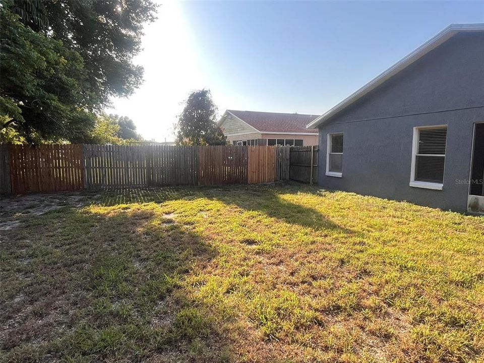 For Rent: $1,950 (3 beds, 2 baths, 1513 Square Feet)