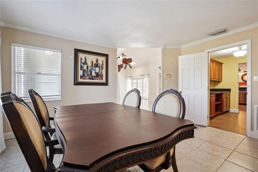 For Sale: $499,000 (4 beds, 2 baths, 3532 Square Feet)