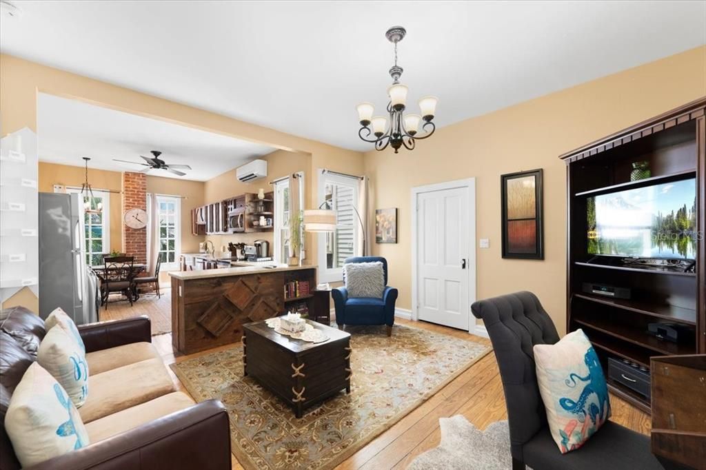 For Sale: $949,000 (3 beds, 0 baths, 2068 Square Feet)