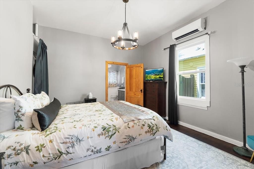 For Sale: $949,000 (3 beds, 0 baths, 2068 Square Feet)