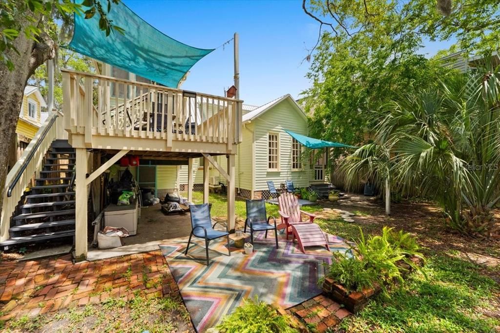 For Sale: $949,000 (3 beds, 0 baths, 2068 Square Feet)